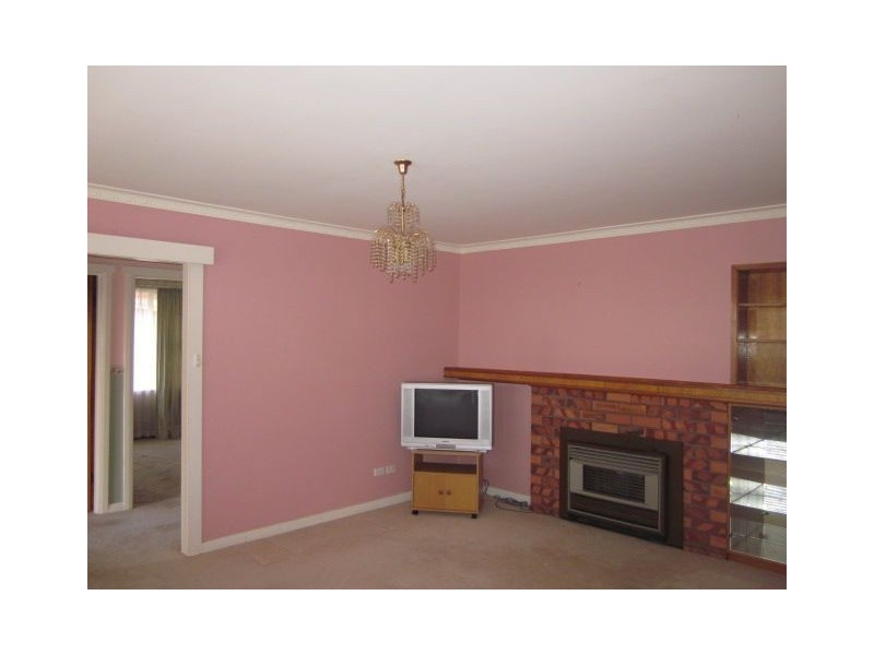 33 Paringa Avenue, Newnham TAS 7248
