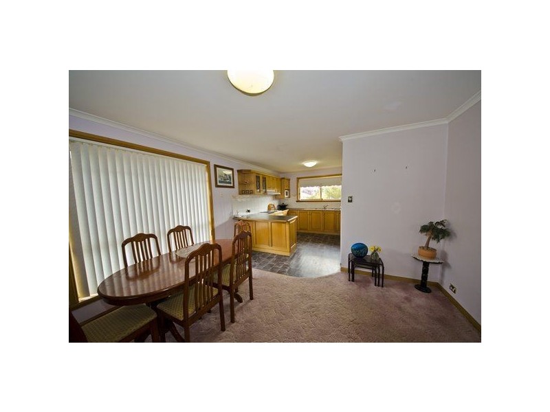 7 Rothsay Close, Newnham TAS 7248