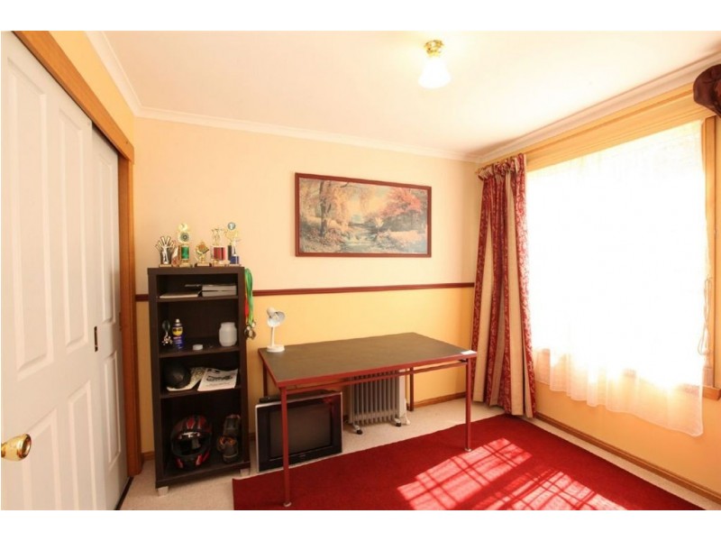 1/15 Button Street, Mowbray TAS 7248