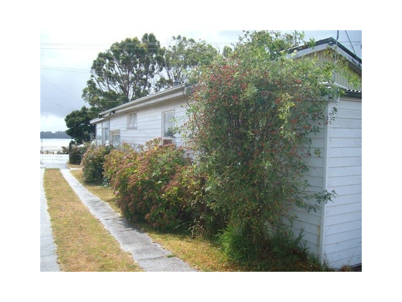 231 Flinders Street, Beauty Point TAS 7270