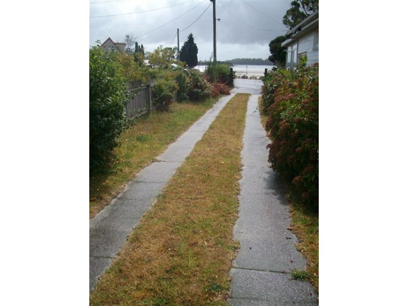 231 Flinders Street, Beauty Point TAS 7270