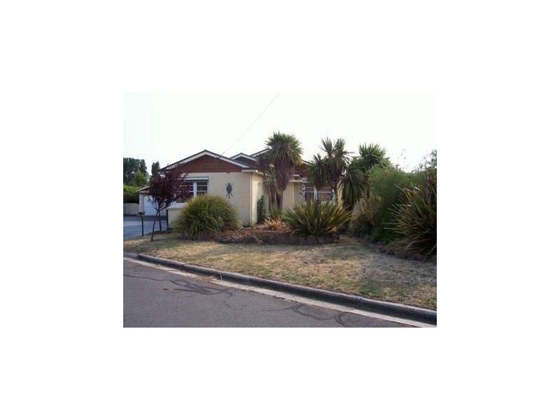 2 Truscott Grove, Mowbray TAS 7248