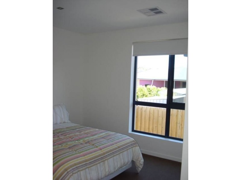 1/22 Richings Drive, Youngtown TAS 7249