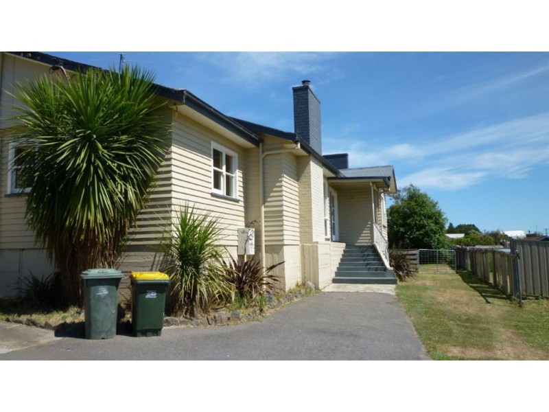 2 Bernard Street, Beaconsfield TAS 7270