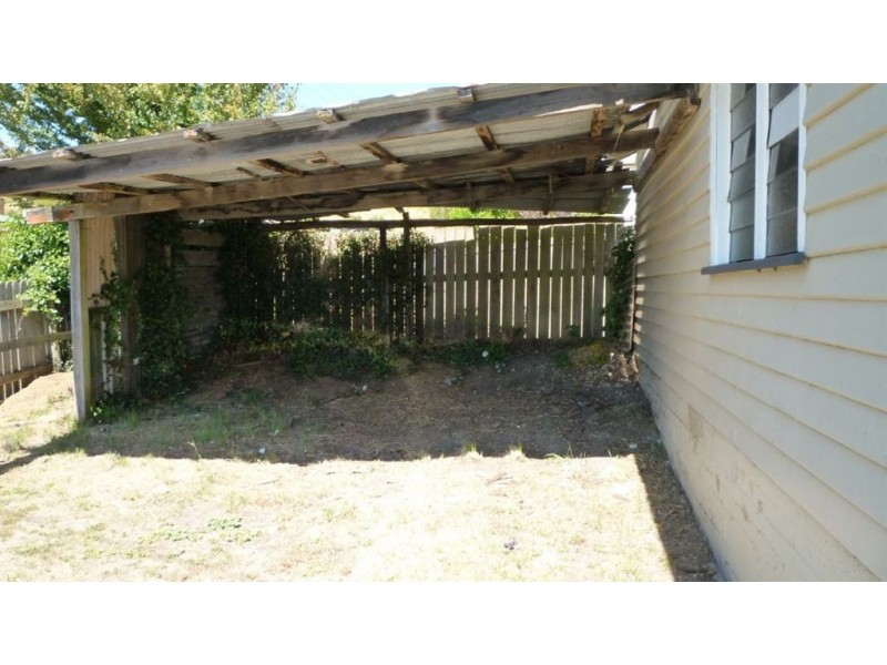 2 Bernard Street, Beaconsfield TAS 7270