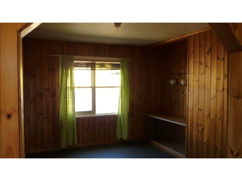 2 Bernard Street, Beaconsfield TAS 7270