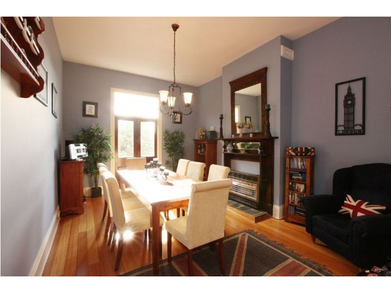 6 Delemare Crescent, Trevallyn TAS 7250