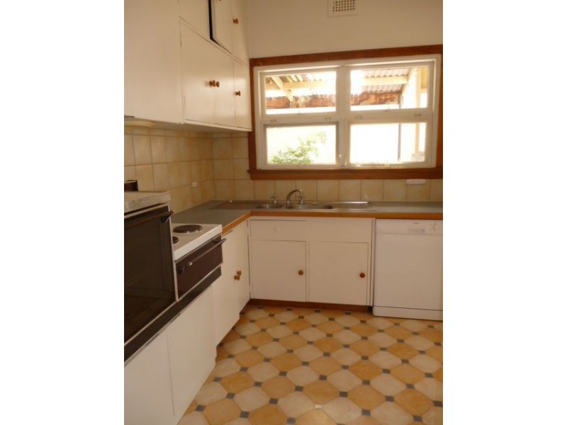 18 Broadview Crescent, Trevallyn TAS 7250