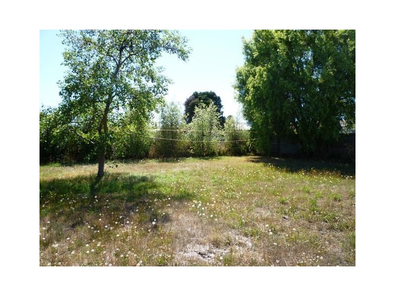 12 Beatty Street, Beauty Point TAS 7270