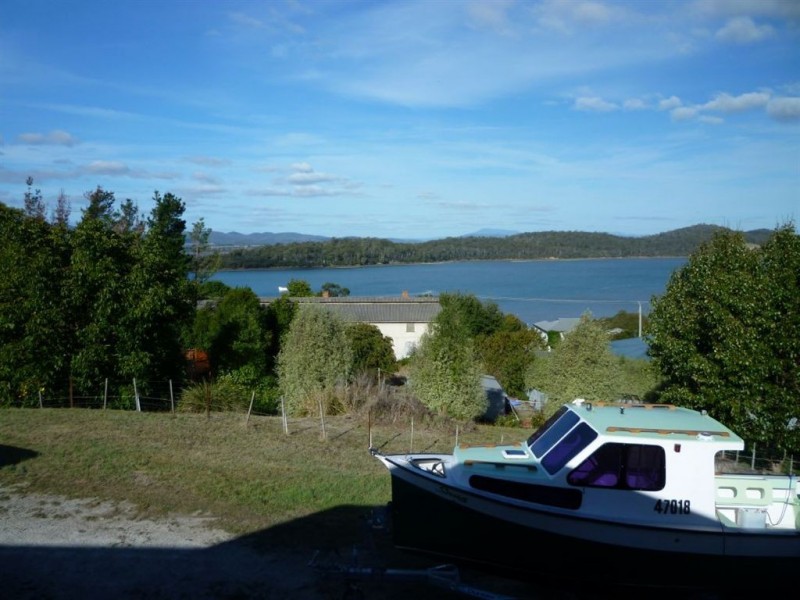 3 Augustus Street, Beauty Point TAS 7270