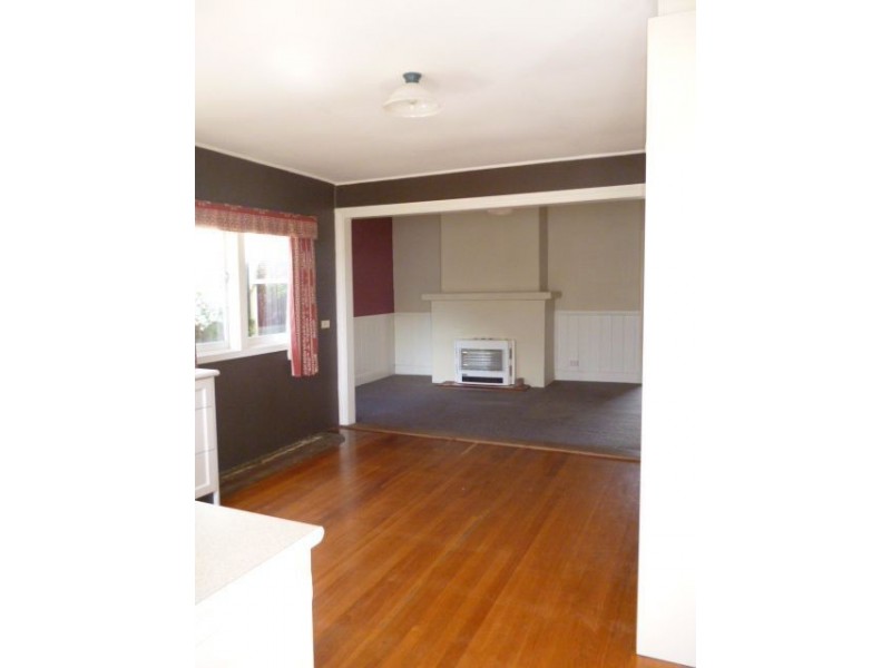 8 Little Green Street, Invermay TAS 7248