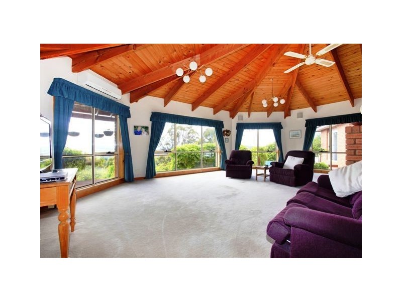 1 Pleasant Hills Drive, Grindelwald TAS 7277