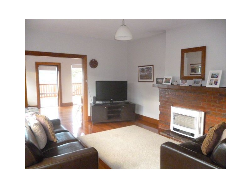 19 Riverdale Grove, Newstead TAS 7250