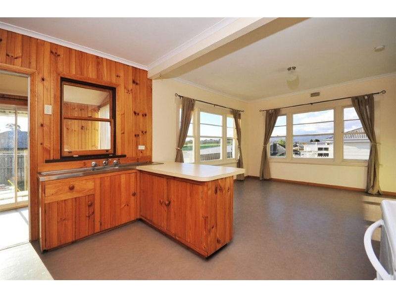 42 Riseley Street, Kings Meadows TAS 7249