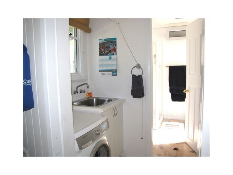 15 Mainwaring Street, Beauty Point TAS 7270