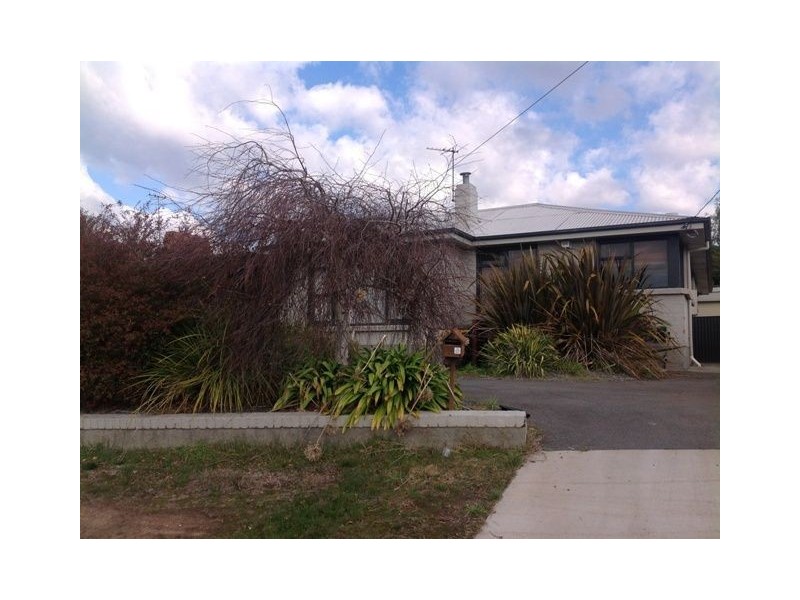 11 Totara Street, Riverside TAS 7250