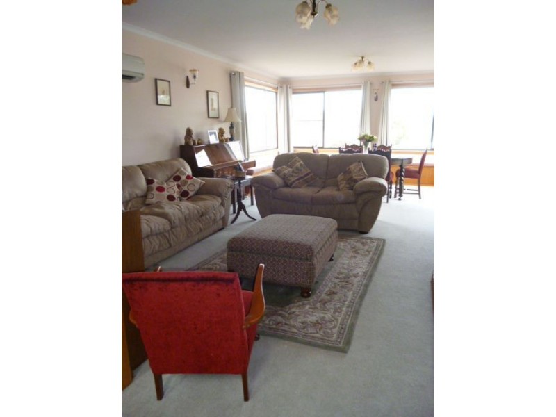 28 Dandenong Road, Trevallyn TAS 7250