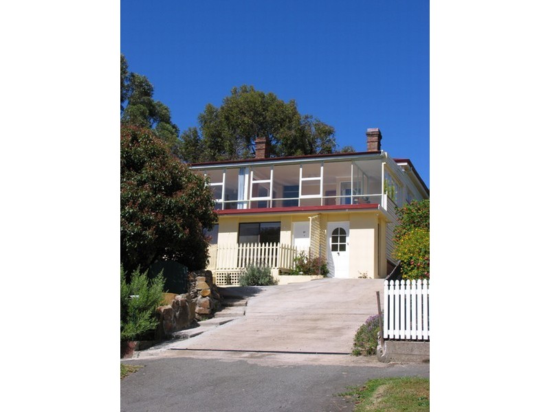 27 Bain Terrace, Trevallyn TAS 7250