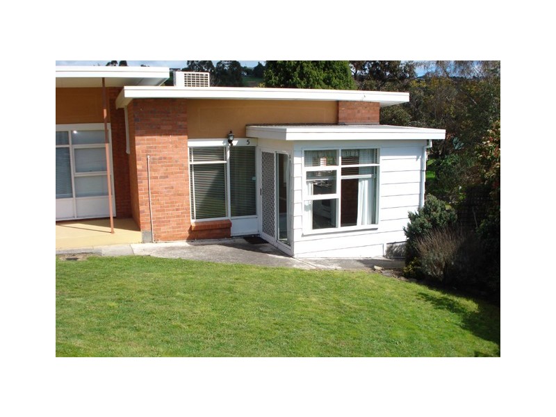 5/11 Balaka Place, Newstead TAS 7250