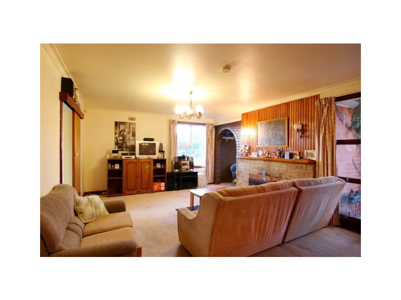 47 Bill Grove, Mowbray TAS 7248
