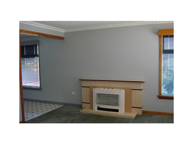 2 Cedar Street, Newnham TAS 7248