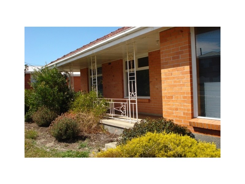 2 Cedar Street, Newnham TAS 7248