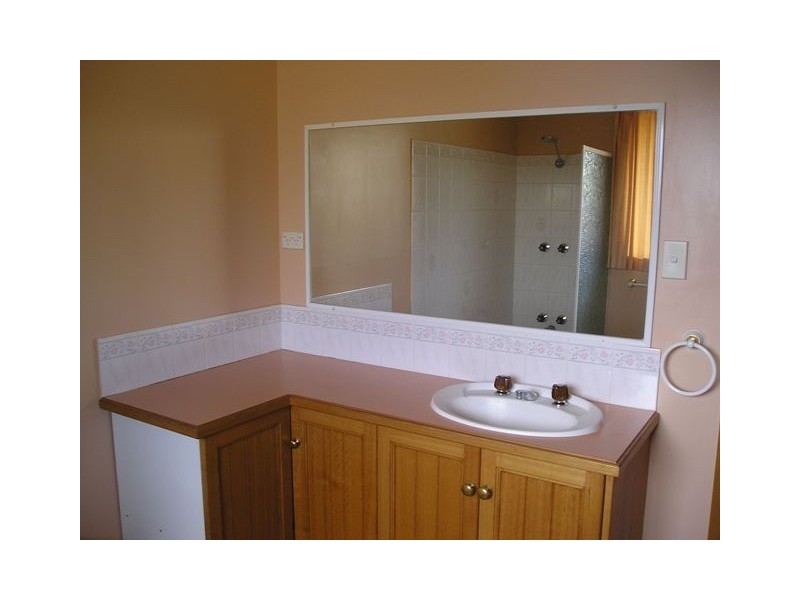 1/115 Georgetown Road, Newnham TAS 7248