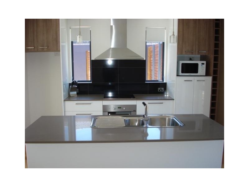 1/22 Richings Drive, Youngtown TAS 7249