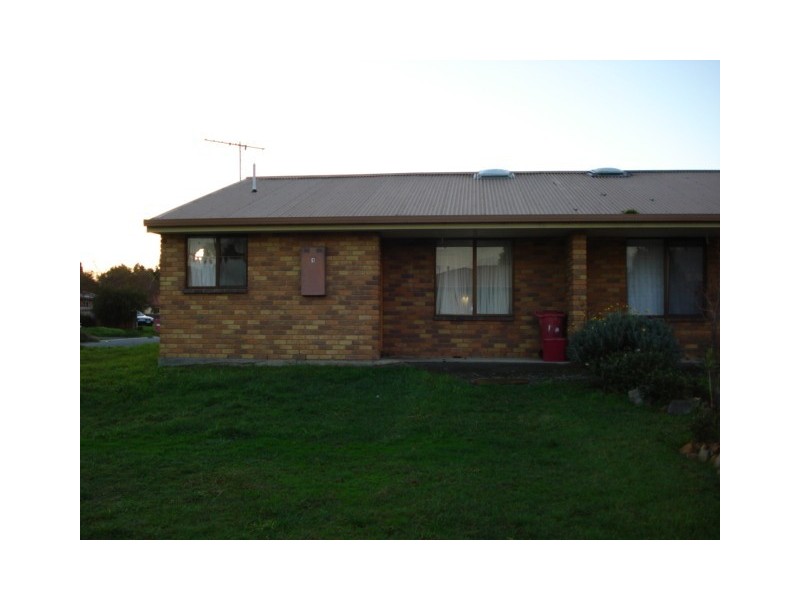 1/3 Norman Court, Newnham TAS 7248