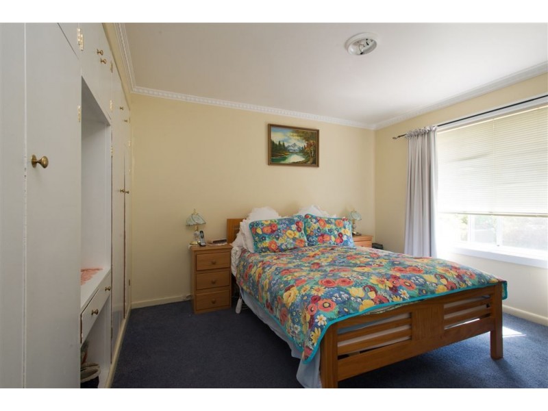 33 Bond St, Kings Meadows TAS 7249