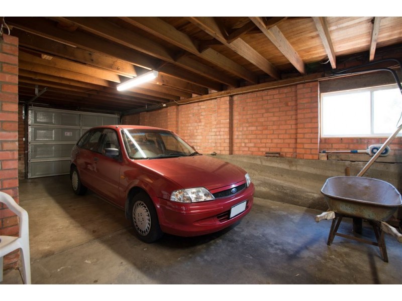 33 Bond St, Kings Meadows TAS 7249