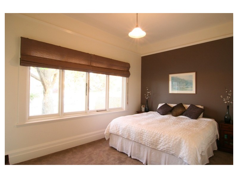8 Belhaven Crescent, Newstead TAS 7250