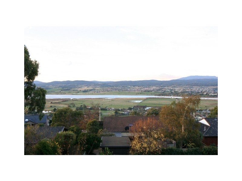 9 Far View Crescent, Riverside TAS 7250