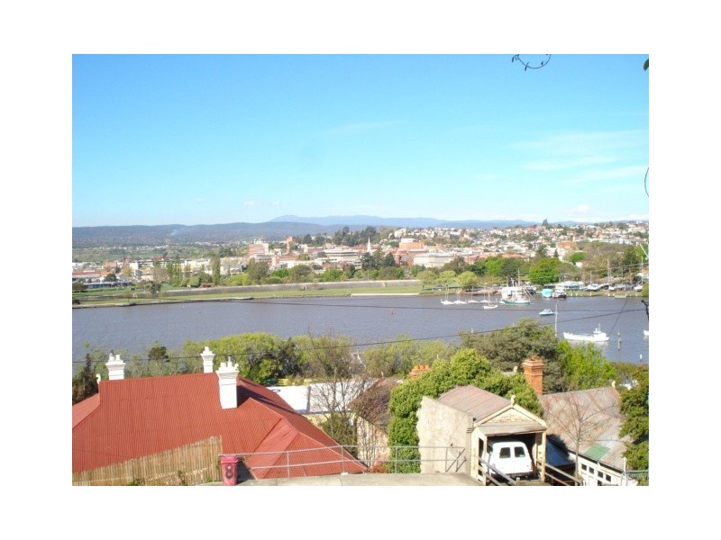 11 Trevallyn Road, Launceston TAS 7250
