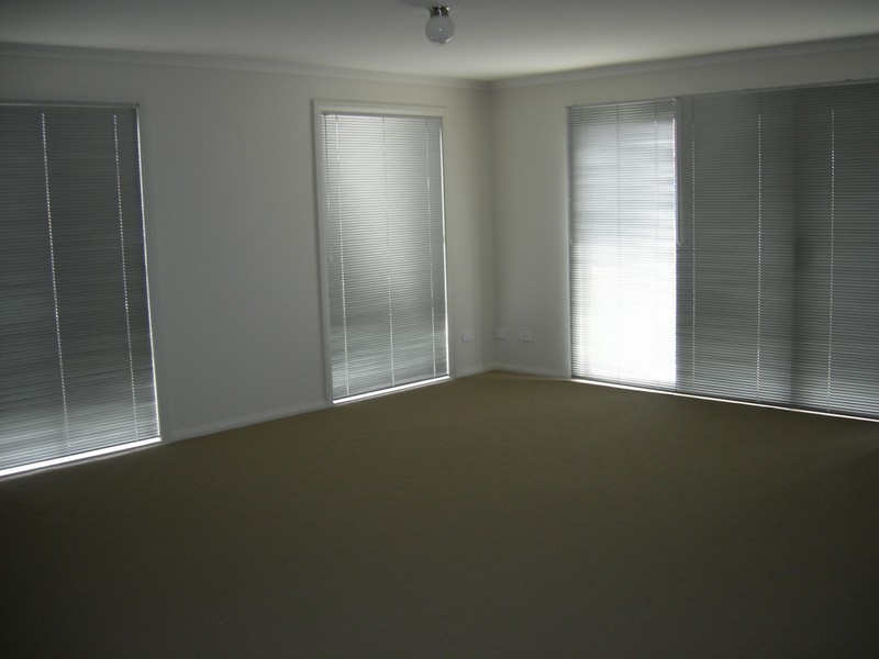 13 Pocket Place, Newnham TAS 7248