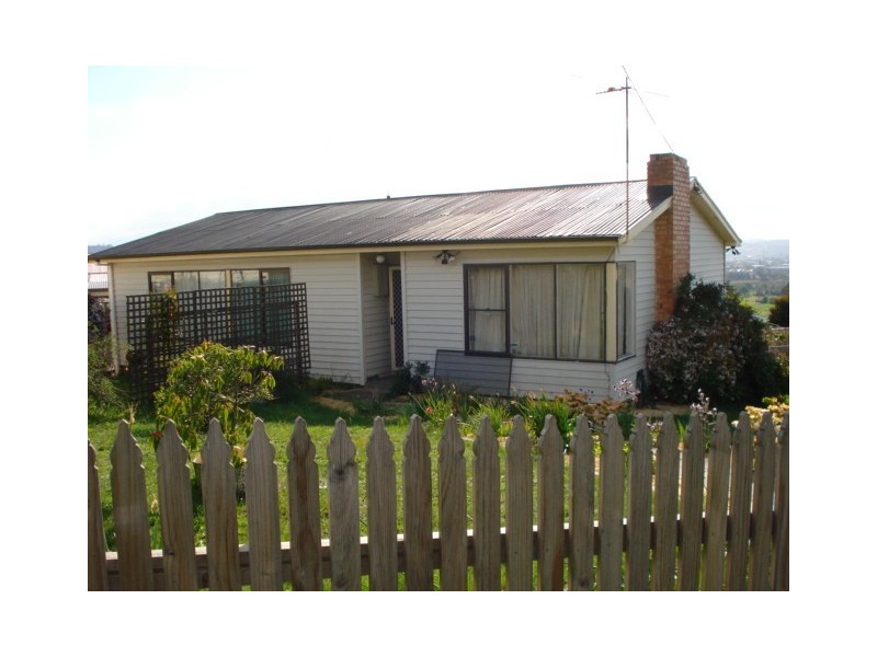 16 Humphreys Street, Waverley TAS 7250