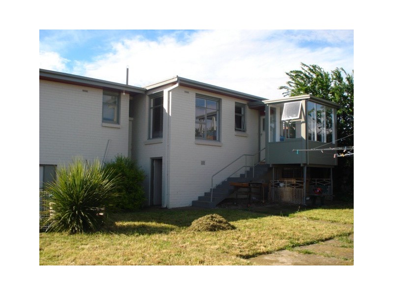 46 Paringa Ave, Newnham TAS 7248