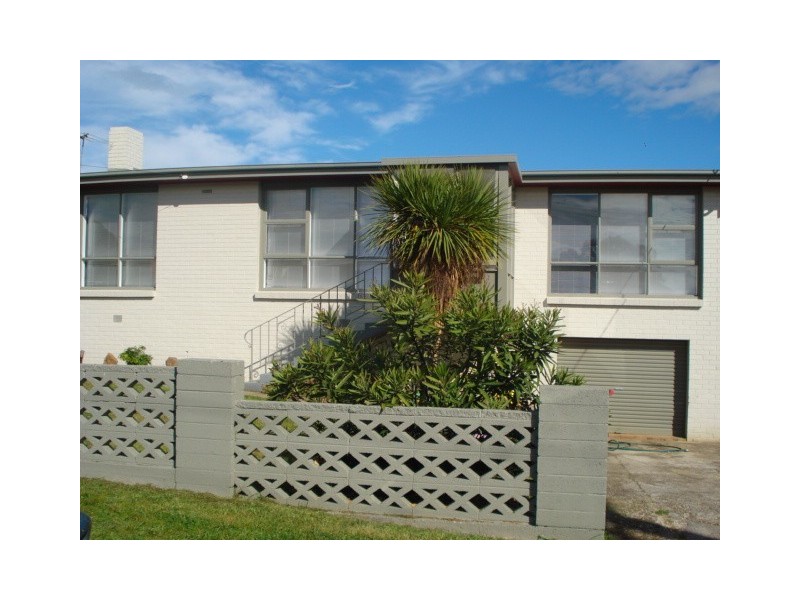 46 Paringa Ave, Newnham TAS 7248