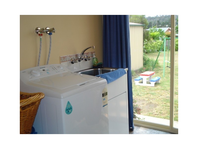 28 Jellico Street, Mowbray TAS 7248