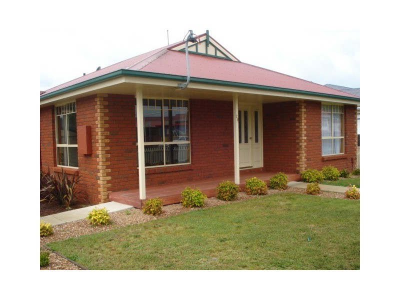28 Jellico Street, Mowbray TAS 7248