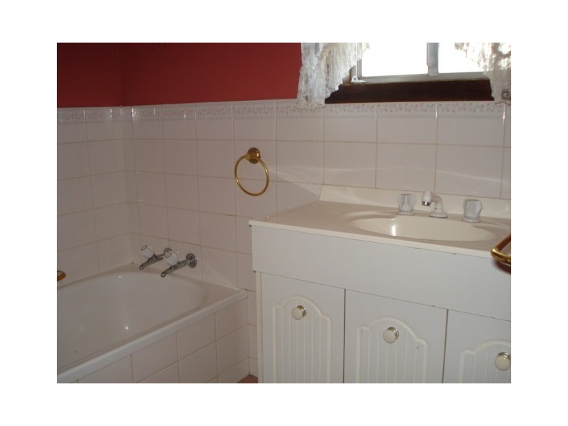 50 Crandon Crescent, Newnham TAS 7248