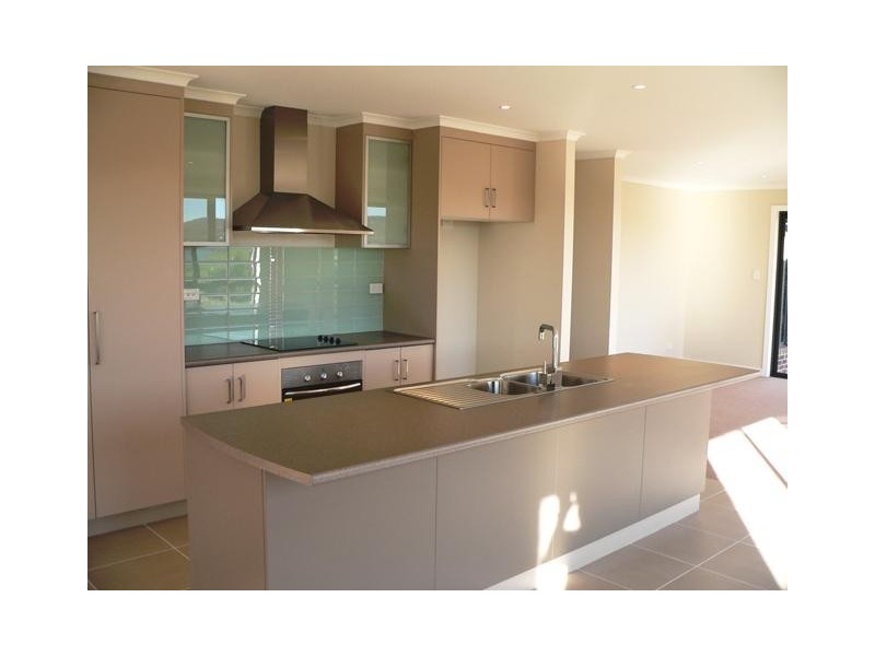 5 Sarinda Close, Newnham TAS 7248