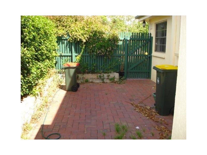 1/90 Country Club Avenue, Prospect TAS 7250