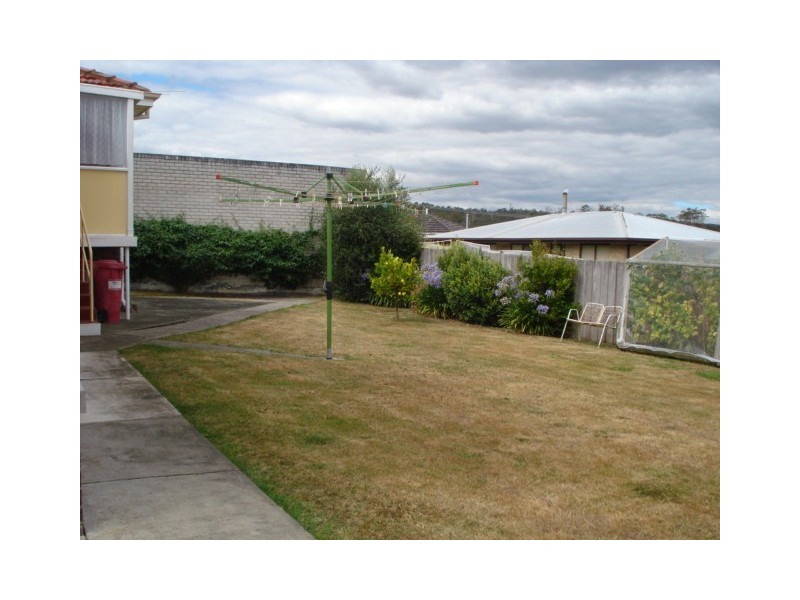 16 Arnold Street, Newnham TAS 7248