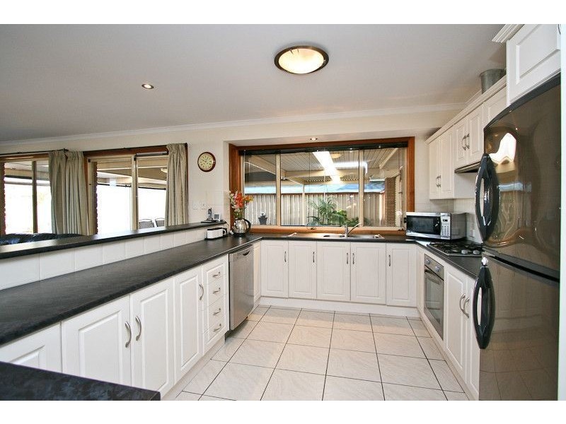 10 Lucy Drive, Munno Para West SA 5115