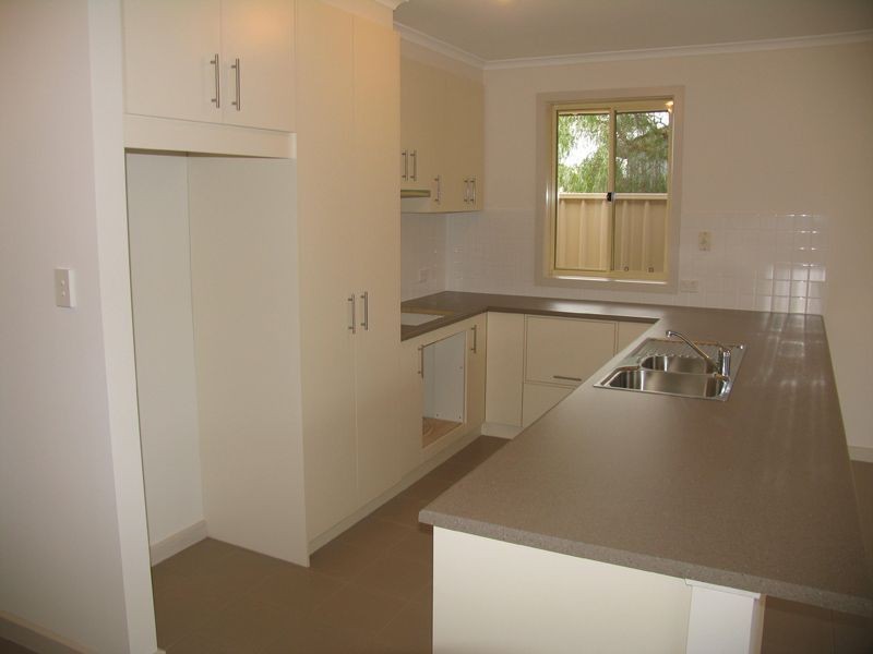 2 & 4/35-37 Eddington Street, Parafield Gardens SA 5107