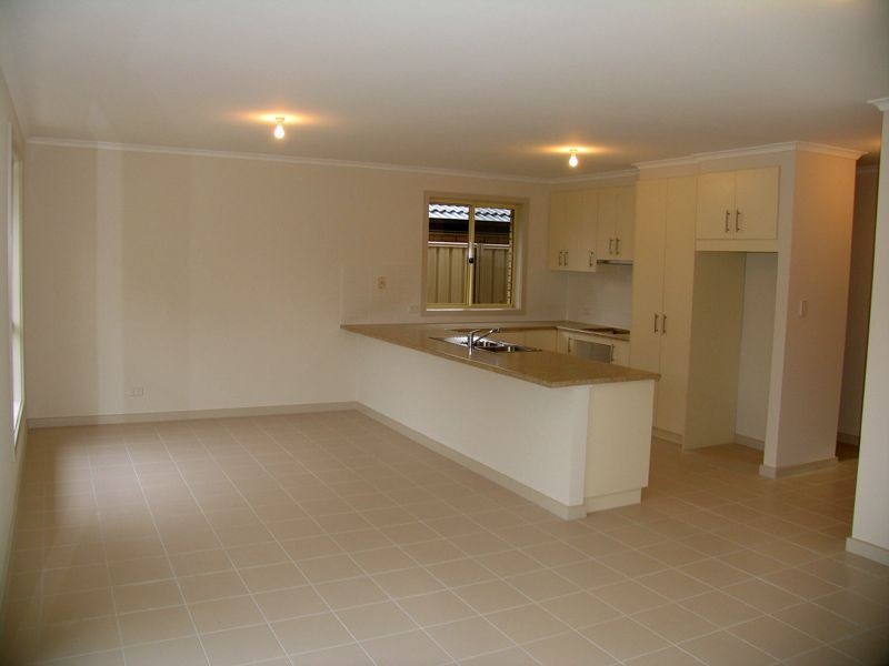 2 & 4/35-37 Eddington Street, Parafield Gardens SA 5107