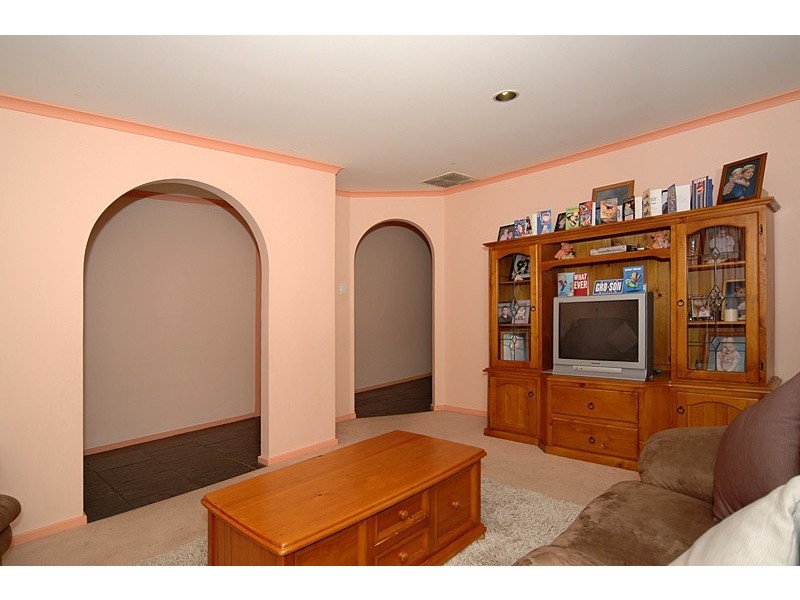 9 Thomas Court, Wynn Vale SA 5127