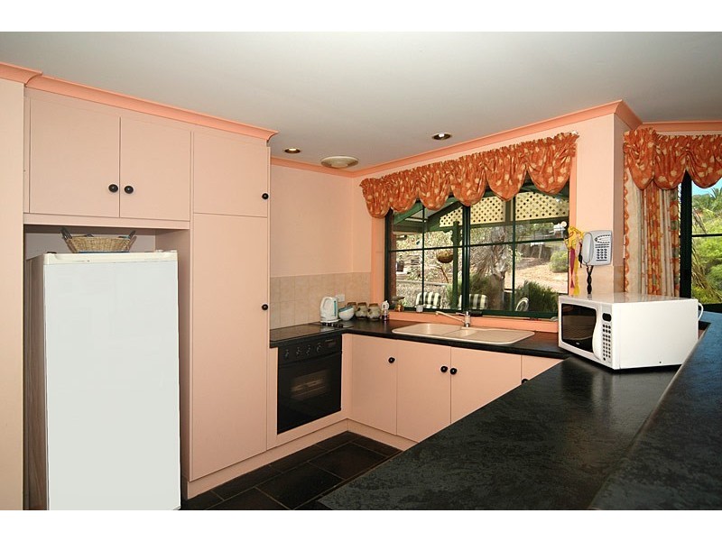 9 Thomas Court, Wynn Vale SA 5127