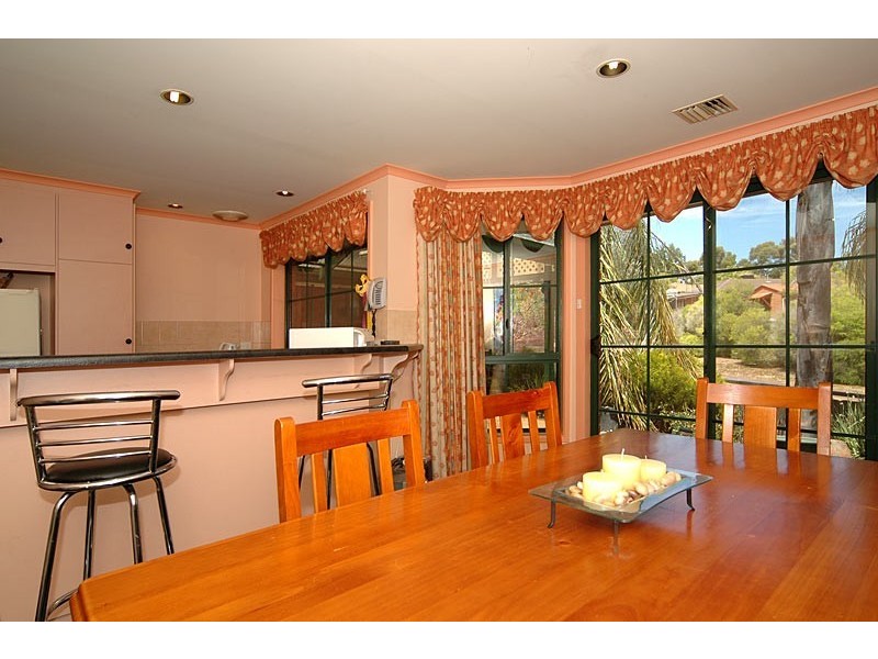 9 Thomas Court, Wynn Vale SA 5127